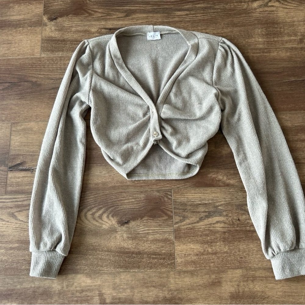 Le Lis Cardigan Top